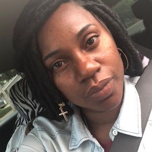 Meet your Posher, Lashaunda